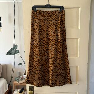 Vetta mid-length reversible skirt
